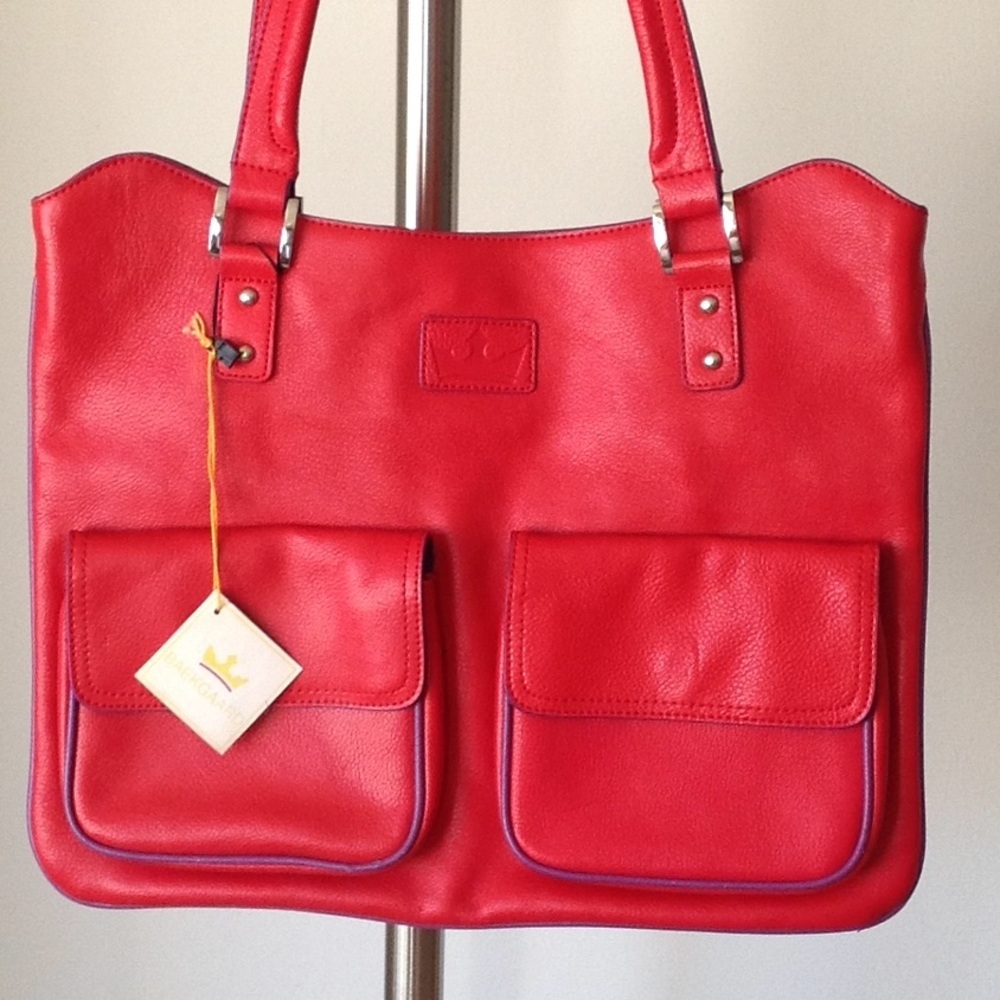 🎉🔴🎉 Baekgaard- 100% Leather Flat Cargo Tote Bag